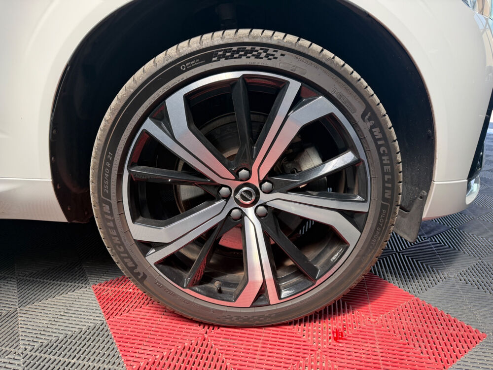 XC60 T6 Recharge AWD 253 ch + 145 ch Geartronic 8 R-Design 2022 occasion 17139 Dompierre-sur-Mer