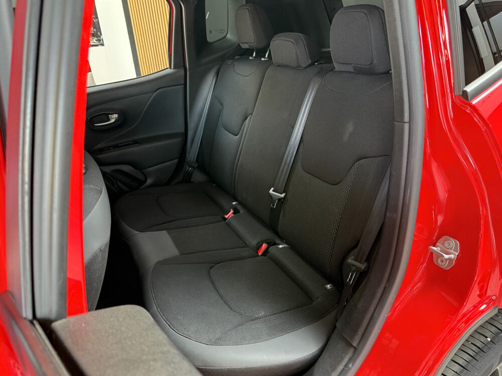 Renegade 1.3 Turbo T4 190 ch PHEV AT6 4xe eAWD Brooklyn Edit 2021 occasion 17139 Dompierre-sur-Mer