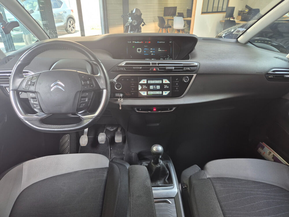 Grand C4 Picasso e-HDi 115 Intensive 2014 occasion 17139 Dompierre-sur-Mer