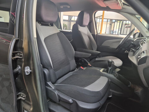 Grand C4 Picasso e-HDi 115 Intensive 2014 occasion 17139 Dompierre-sur-Mer