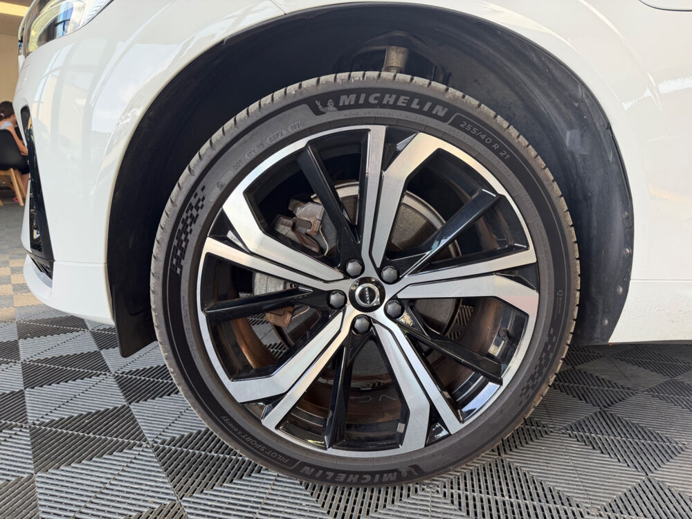 XC60 T6 Recharge AWD 253 ch + 145 ch Geartronic 8 R-Design 2022 occasion 17139 Dompierre-sur-Mer