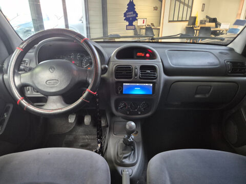 Clio II Clio 1.4i RXE 2000 occasion 17139 Dompierre-sur-Mer