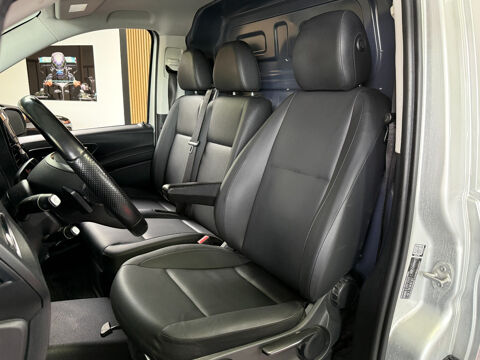 Vito VITO FOURGON 119 CDI COMPACT BVA RWD SELECT 2022 occasion 17139 Dompierre-sur-Mer