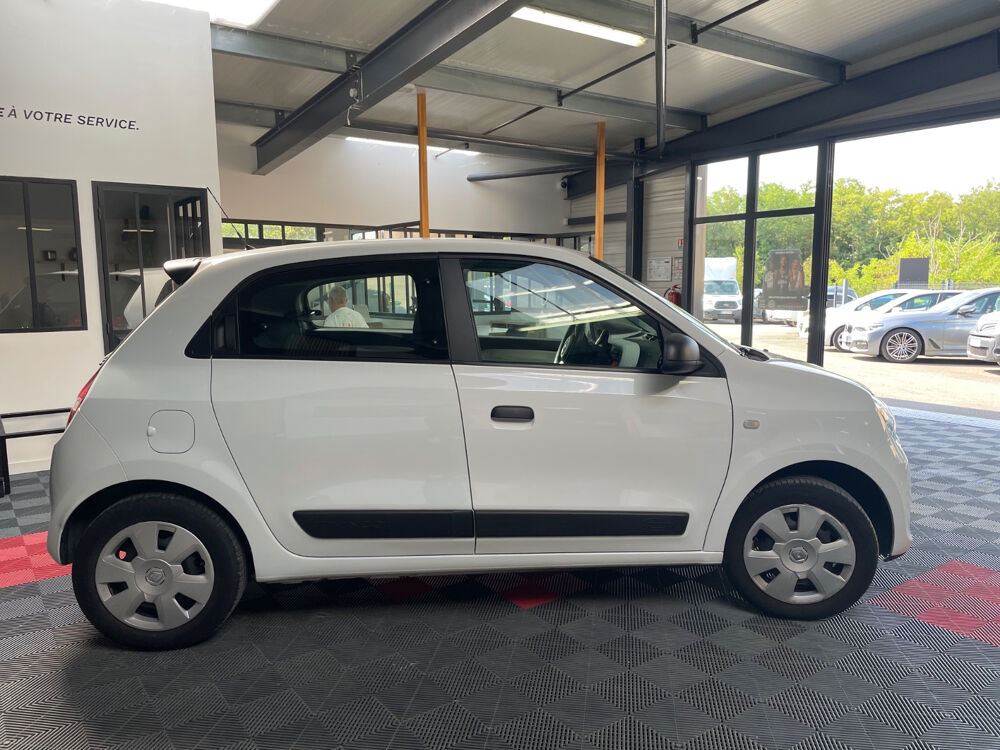 Twingo III 1.0 SCe 70 E6 Intens 2016 occasion 17139 Dompierre-sur-Mer
