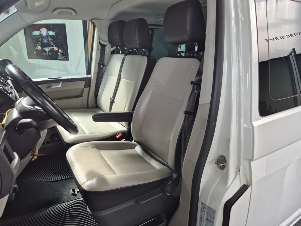 Caravelle 2.0 TDI 150 BMT Courte DSG7 Confortline 2016 occasion 17139 Dompierre-sur-Mer