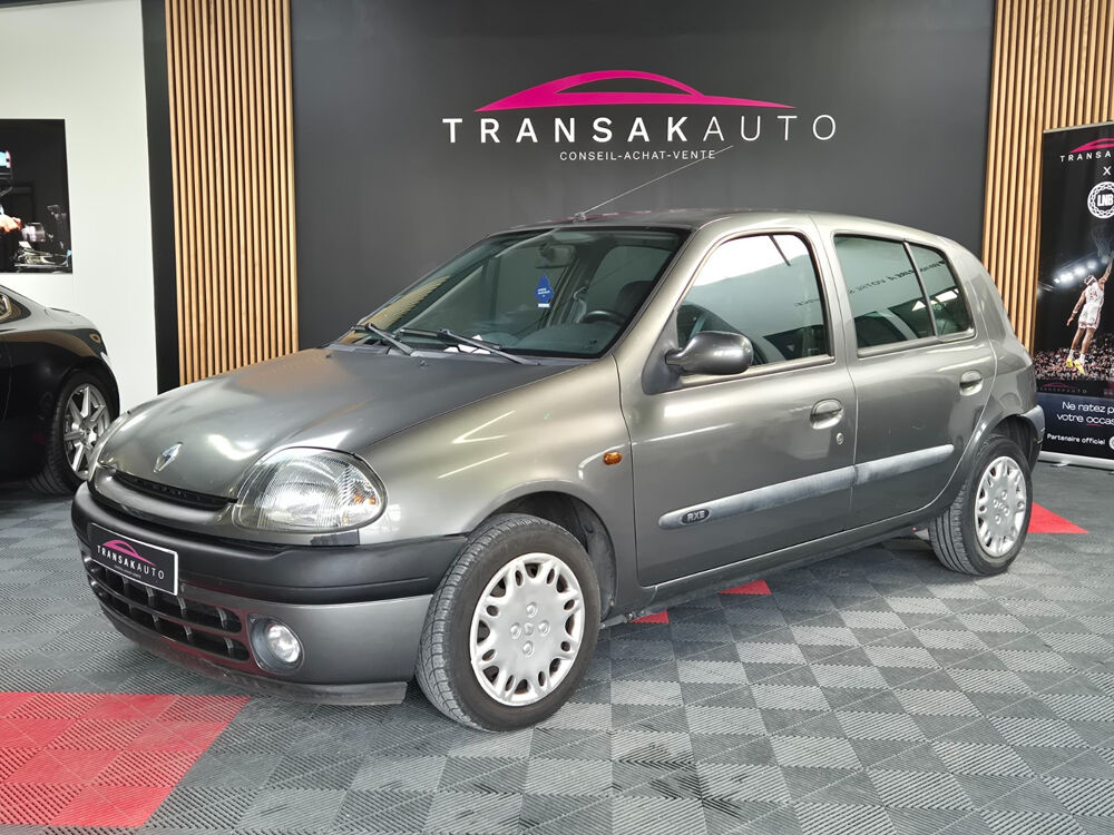 Clio II Clio 1.4i RXE 2000 occasion 17139 Dompierre-sur-Mer