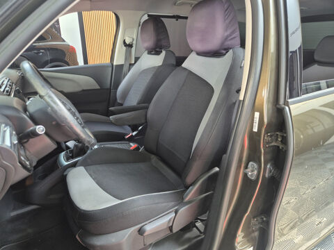 Grand C4 Picasso e-HDi 115 Intensive 2014 occasion 17139 Dompierre-sur-Mer