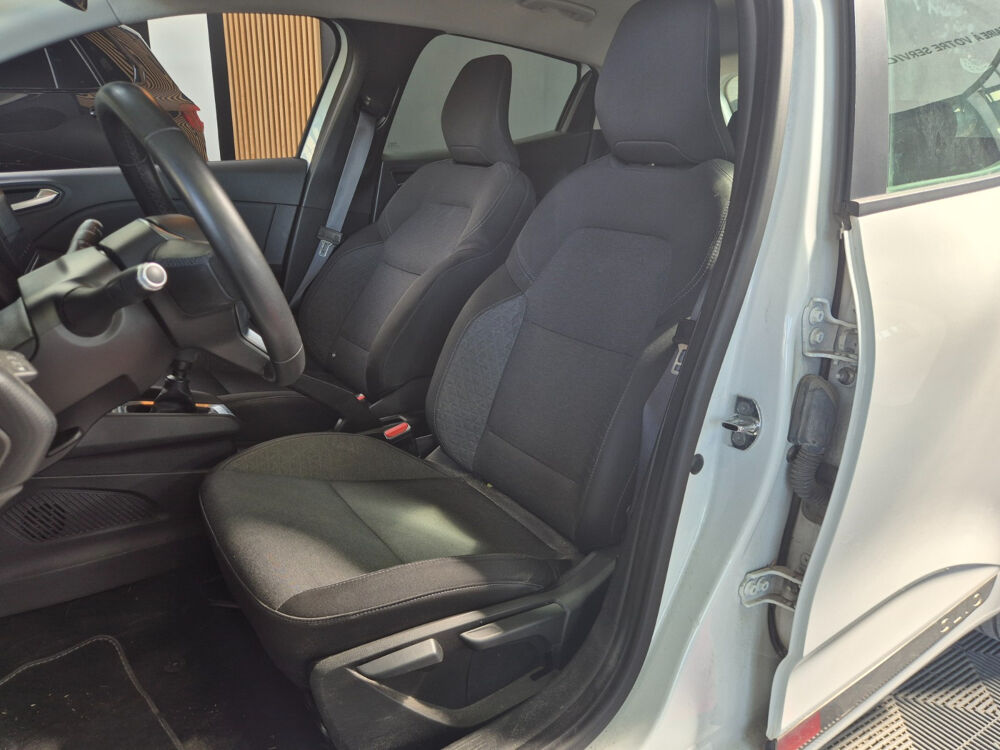 Clio V Clio Blue dCi 85 Business 2020 occasion 17139 Dompierre-sur-Mer