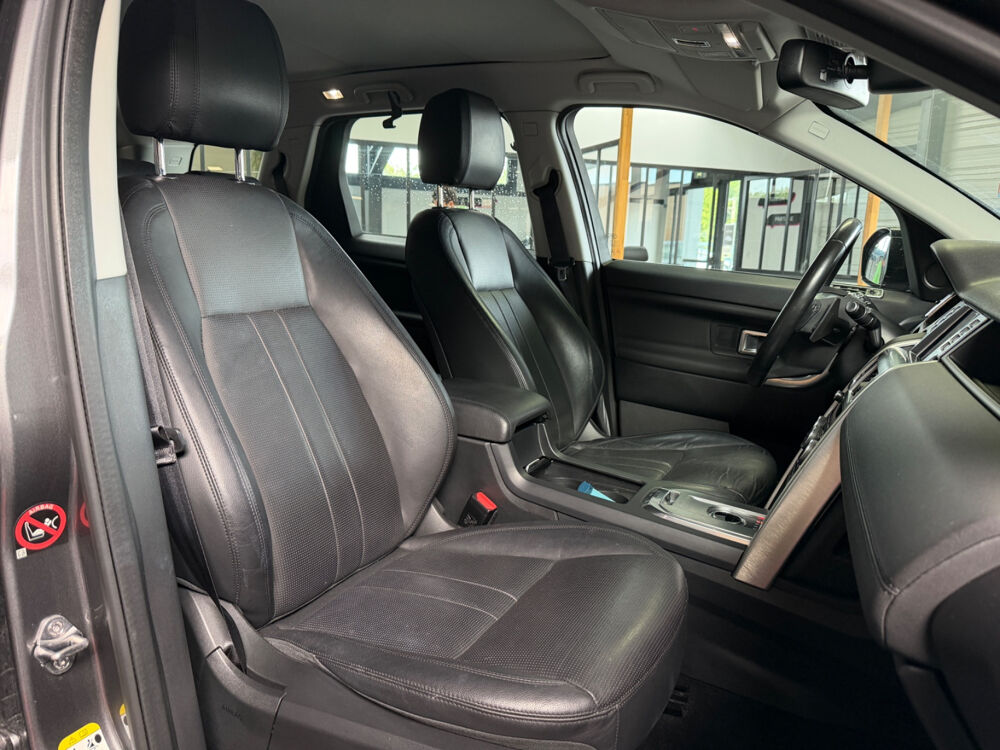 Discovery 2.0 TD4 16V 4x4 5PL 180 cv HSE 2018 occasion 17139 Dompierre-sur-Mer