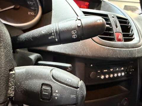 207 1.6 HDi 16V 90ch BLUE LION Premium Pack 2008 occasion 85190 Venansault
