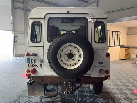 Defender DEFENDER 110 STATION WAGON MARK VI E 2014 occasion 85190 Venansault