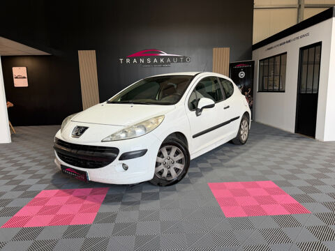 Annonce voiture Peugeot 207 3690 €
