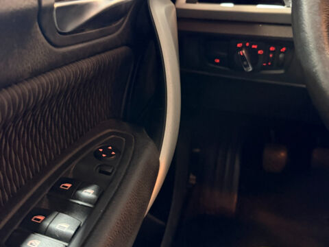 S&eacute;rie 1 116d EfficientDynamics Edition 116 ch Lounge 2016 occasion 85190 Venansault
