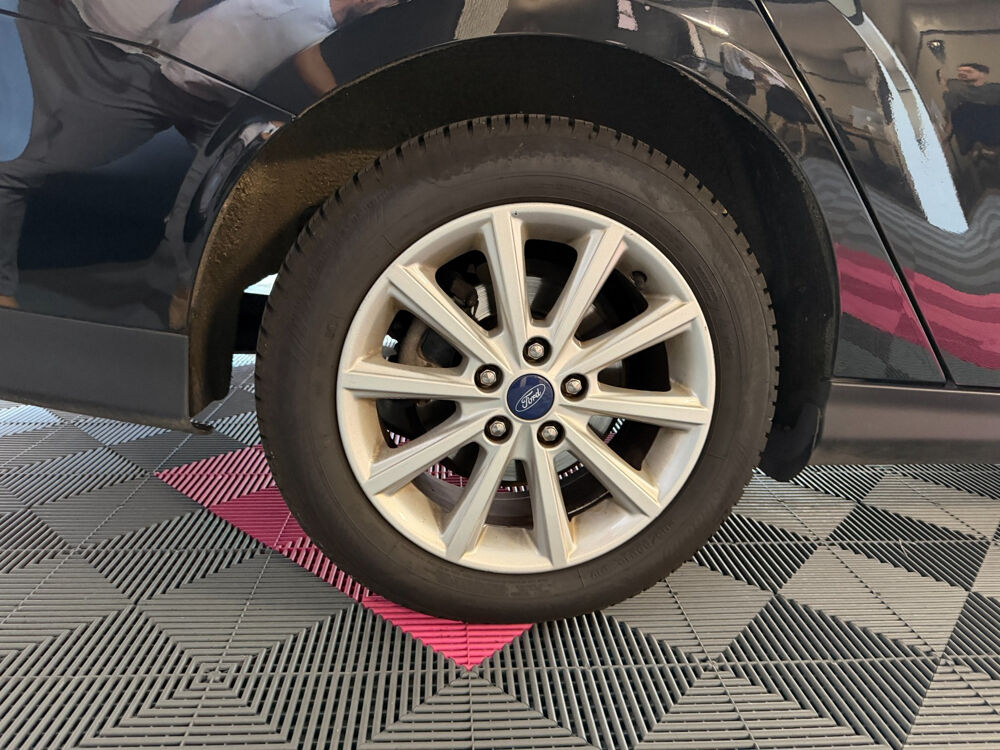 Focus SW 1.0 EcoBoost 125 S&S Titanium 2016 occasion 85190 Venansault