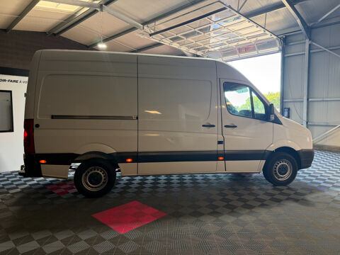 Crafter Combi CRAFTER CHASSIS CABINE 35 L1 2.0 TDI 136 FAP EURO5 2015 occasion 85190 Venansault