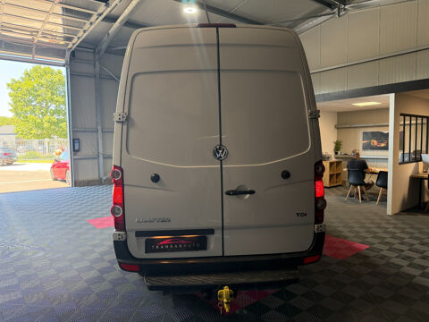 Crafter Combi CRAFTER CHASSIS CABINE 35 L1 2.0 TDI 136 FAP EURO5 2015 occasion 85190 Venansault