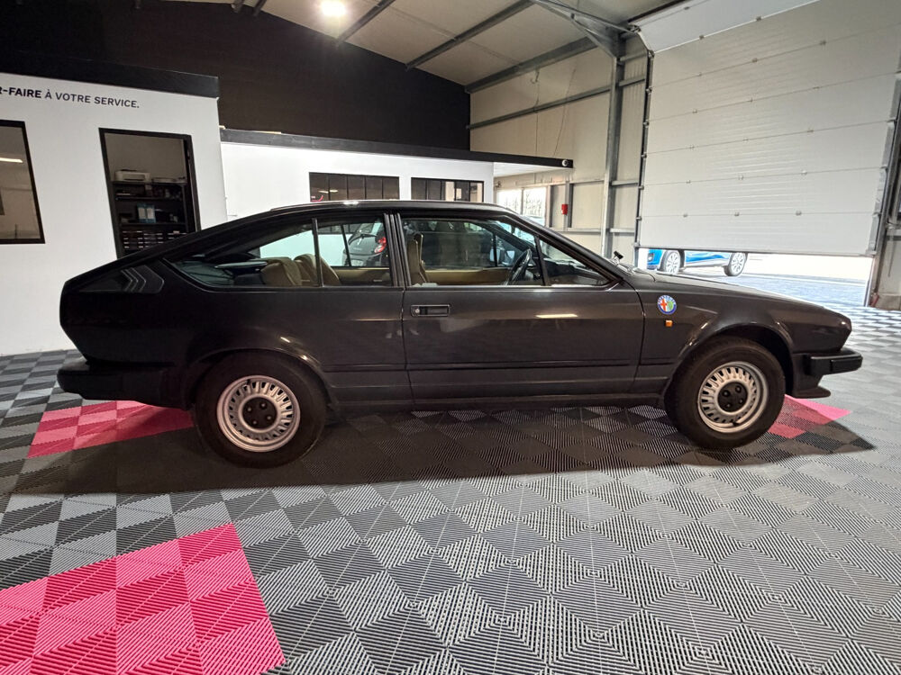 GTV Alfetta 2.0 1986 occasion 85190 Venansault