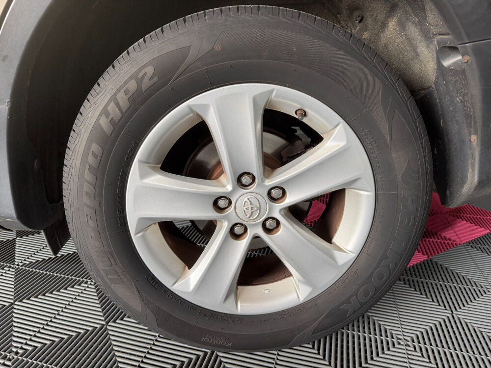 RAV 4 RAV4 124 D-4D 2WD Lounge 2013 occasion 85190 Venansault