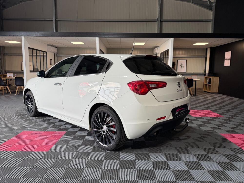 Giulietta 1.4 Tjet 120 ch S&S Distinctive 2011 occasion 85190 Venansault