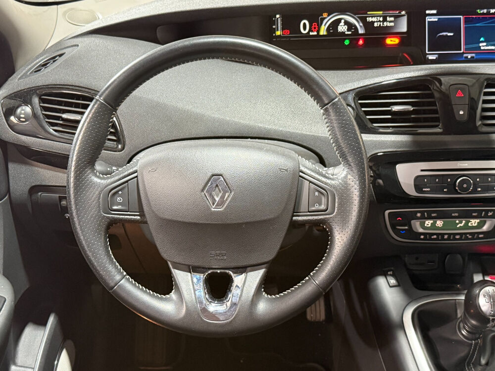 Sc&eacute;nic III Scenic dCi 130 Energy FAP eco2 Bose Edition 2014 occasion 85190 Venansault
