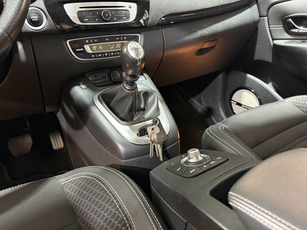 Sc&eacute;nic III Scenic dCi 130 Energy FAP eco2 Bose Edition 2014 occasion 85190 Venansault