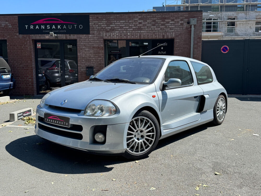 Clio II Clio 3.0 V6 Sport 2002 occasion 59118 Wambrechies