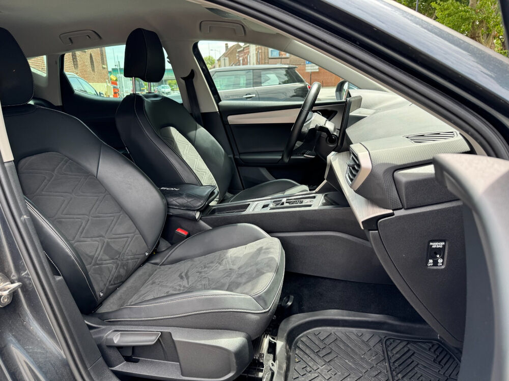 Leon e-Hybrid 204 ch DSG6 Xcellence 2021 occasion 59118 Wambrechies