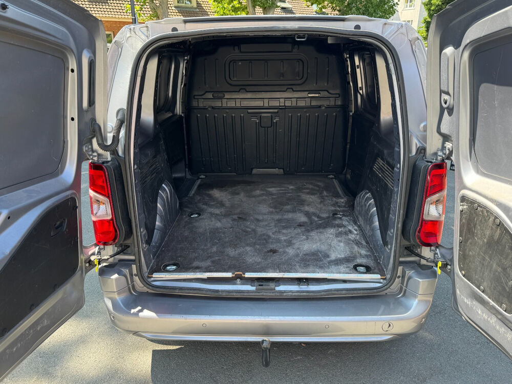 Combo VU COMBO CARGO 1.5 130 CH S/S L1H1 STANDARD BVA8 PACK BUSINESS 2019 occasion 59118 Wambrechies