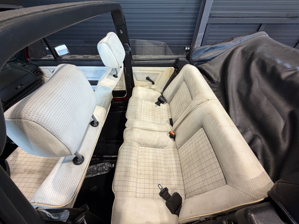 Golf Cabriolet 1.8 90ch 1990 occasion 34130 Valergues