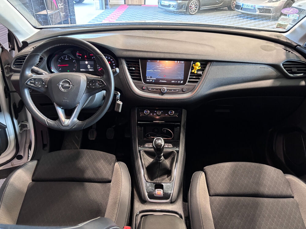 Grandland x Grandland X 1.2 Turbo 130 ch Design Line 2019 occasion 34130 Valergues