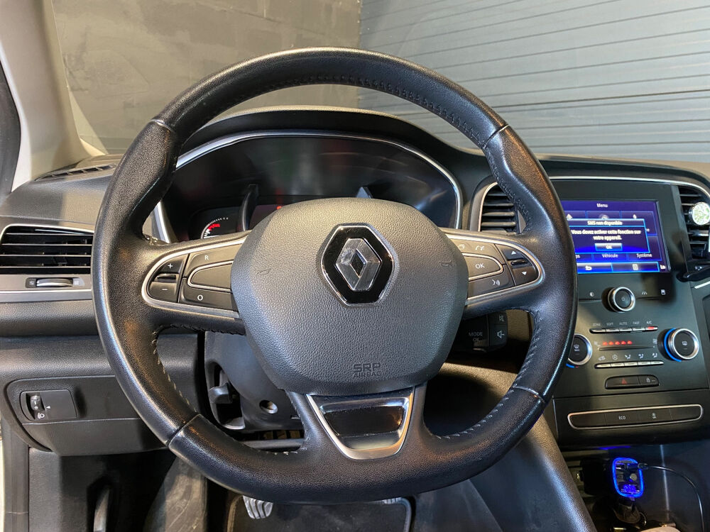 Megane IV M&eacute;gane IV Berline TCe 100 Energy Business 2016 occasion 34130 Valergues