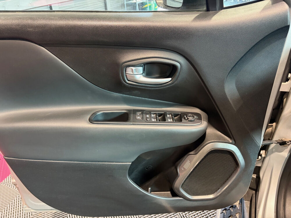 Renegade 1.0 GSE T3 120 ch BVM6 Limited 2018 occasion 34130 Valergues