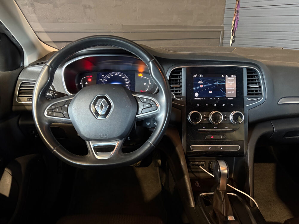 Megane IV M&eacute;gane IV Berline Blue dCi 115 EDC - 20 Business 2020 occasion 34130 Valergues