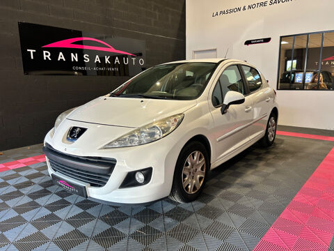 Peugeot 207 + 1.4 HDi 68ch FAP BLUE LION