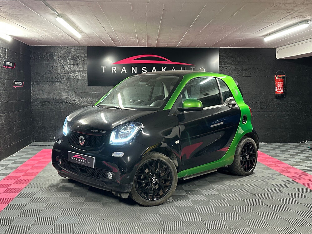 ForTwo Fortwo Coupé 82 ch Electrique BA1 Greenflash 2017 occasion 69008 Lyon