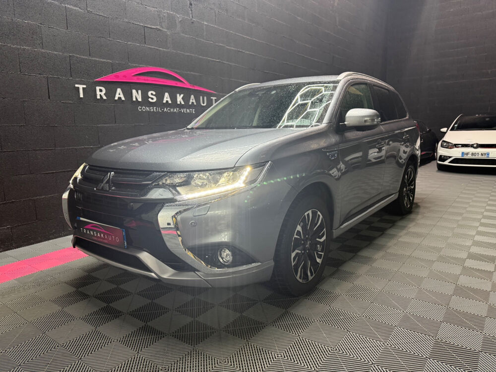 Outlander 2.0L 200 PHEV INSTYLE 2017 occasion 69630 CHAPONOST