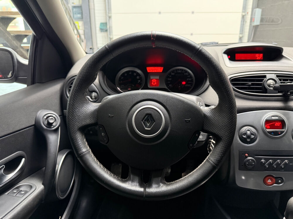 Clio III Clio 2.0 16V 200 Renault Sport 2006 occasion 69630 CHAPONOST