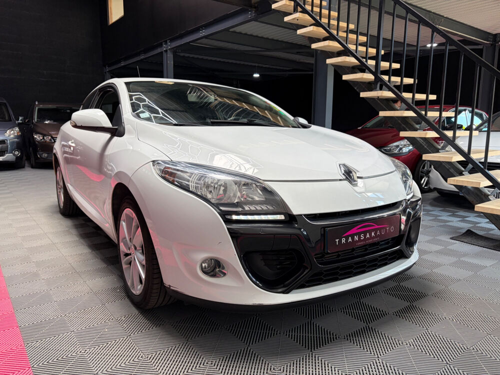 M&eacute;gane III Coup&eacute; TCE 115 Energy eco2 Dynamique 2013 occasion 69630 CHAPONOST