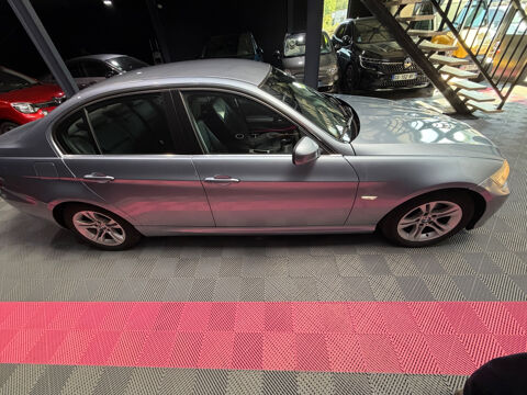 S&eacute;rie 3 325i 218 ch Confort A 2010 occasion 69630 CHAPONOST