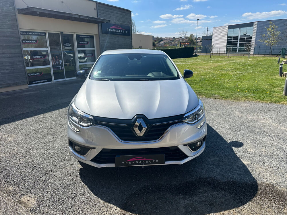 Megane IV M&eacute;gane IV Berline TCe 140 FAP Limited 2019 occasion 71680 Cr&ecirc;ches-sur-Sa&ocirc;ne