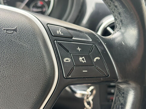 Classe B 180 CDI BlueEFFICIENCY Edition Design 2014 occasion 71680 Cr&ecirc;ches-sur-Sa&ocirc;ne