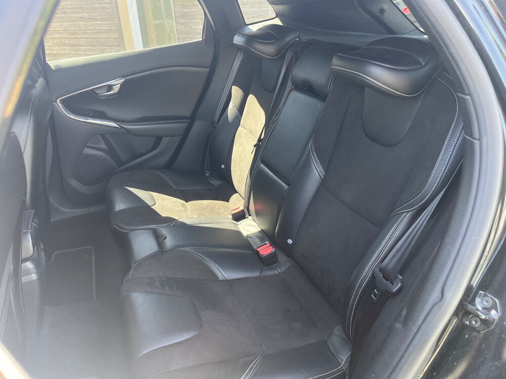 V40 T4 180 R-Design Powershift A 2013 occasion 71680 Cr&ecirc;ches-sur-Sa&ocirc;ne