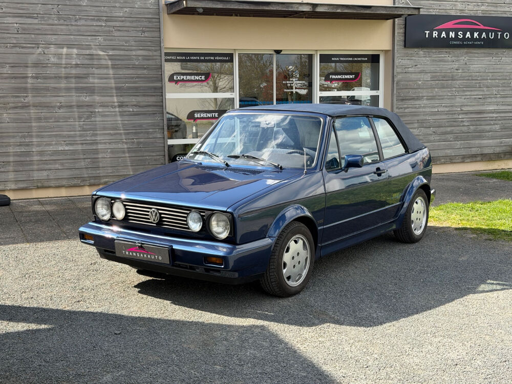 Golf Cabriolet 1.6 Young Line 1991 occasion 71680 Cr&ecirc;ches-sur-Sa&ocirc;ne