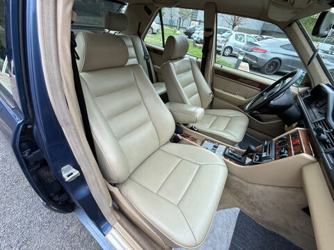 300 E SportLine A 1991 occasion 71680 Cr&ecirc;ches-sur-Sa&ocirc;ne