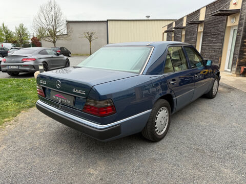 300 E SportLine A 1991 occasion 71680 Cr&ecirc;ches-sur-Sa&ocirc;ne