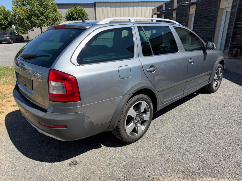 Octavia Combi 2.0 TDI 140 4x4 CR FAP Scout Plus 2012 occasion 71680 Cr&ecirc;ches-sur-Sa&ocirc;ne
