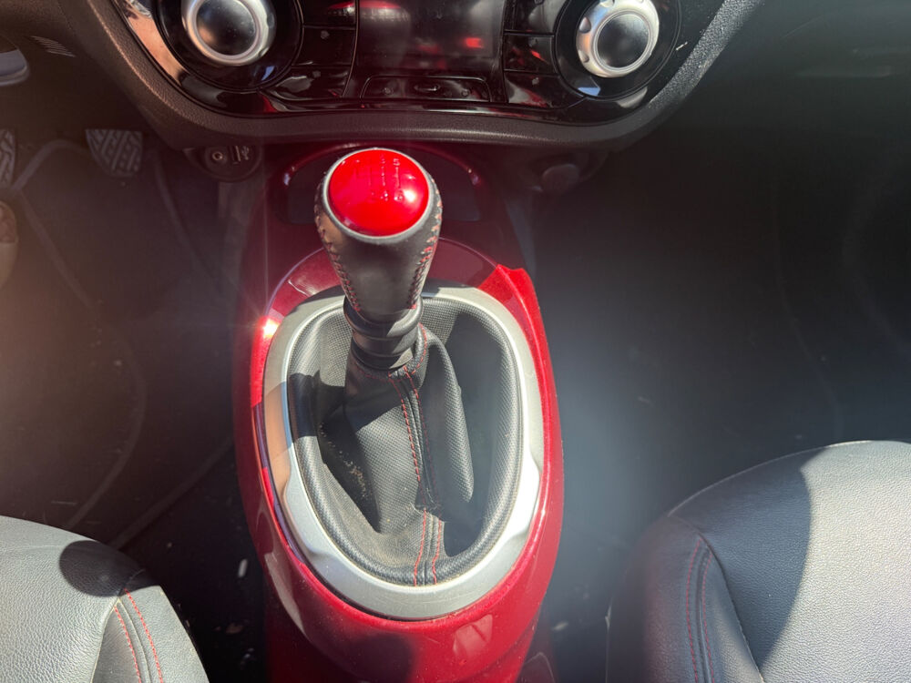 Juke 1.2e DIG-T 115 Start/Stop System Red Touch 2017 occasion 71680 Cr&ecirc;ches-sur-Sa&ocirc;ne