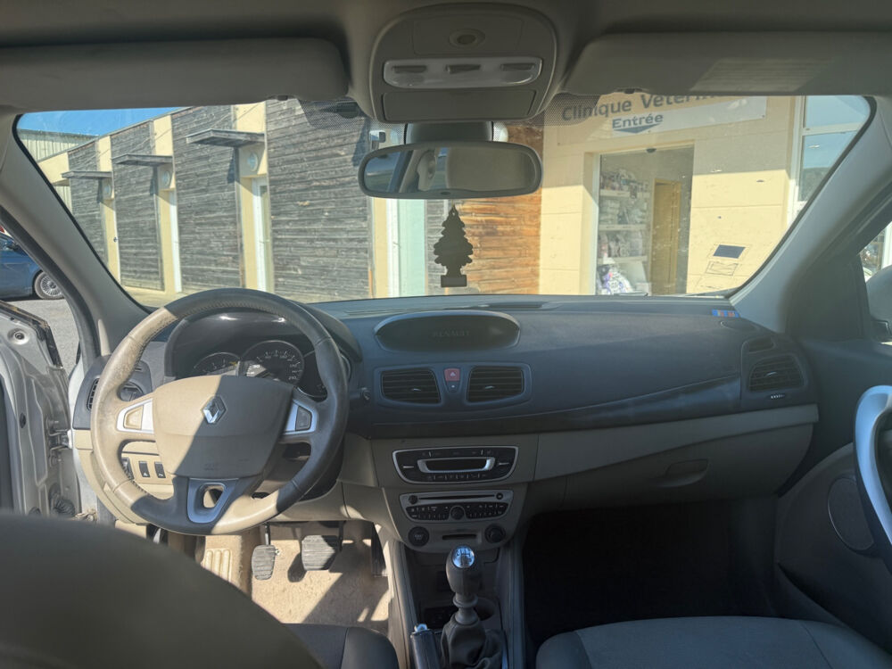 Fluence dCi 105 eco2 Privil&egrave;ge 2010 occasion 71680 Cr&ecirc;ches-sur-Sa&ocirc;ne