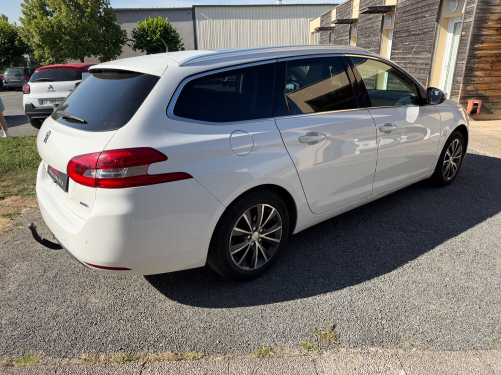 308 SW 1.6 BlueHDi 120ch S&S BVM6 Allure 2015 occasion 71680 Cr&ecirc;ches-sur-Sa&ocirc;ne