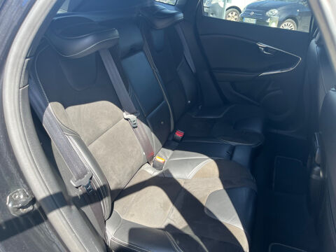 V40 T4 180 R-Design Powershift A 2013 occasion 71680 Cr&ecirc;ches-sur-Sa&ocirc;ne